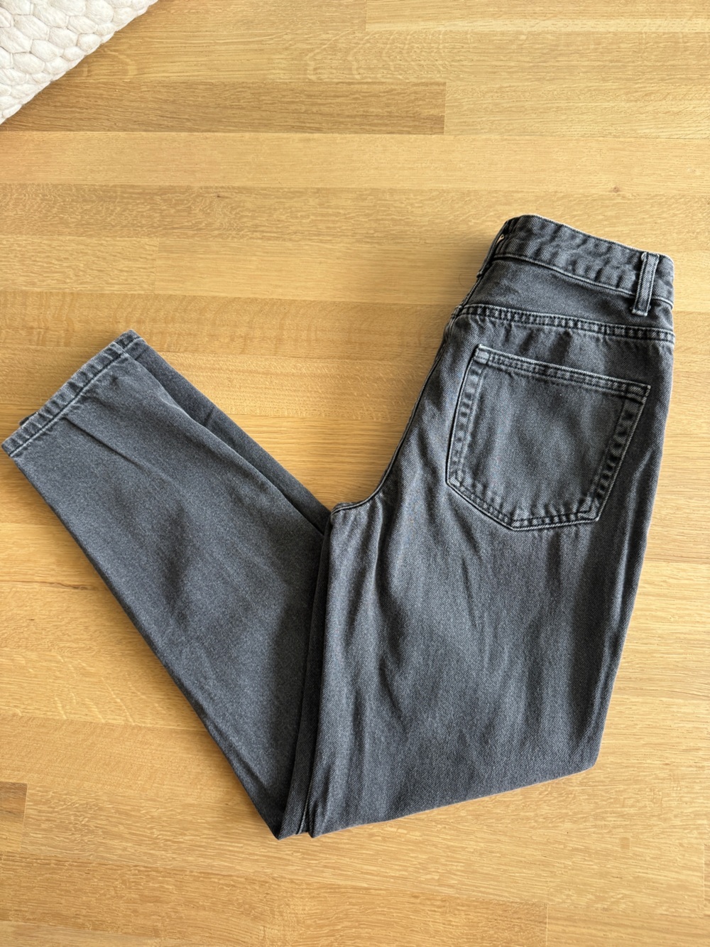 BDG Urban Outfitters Mom High Rise Jeans Washed Black 25